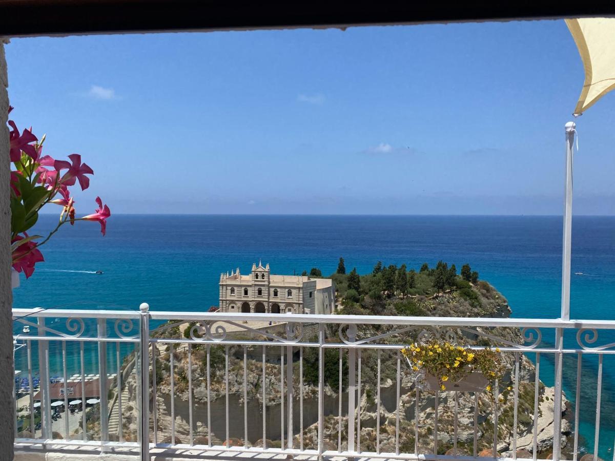 Bluemind Hotel Tropea Buitenkant foto