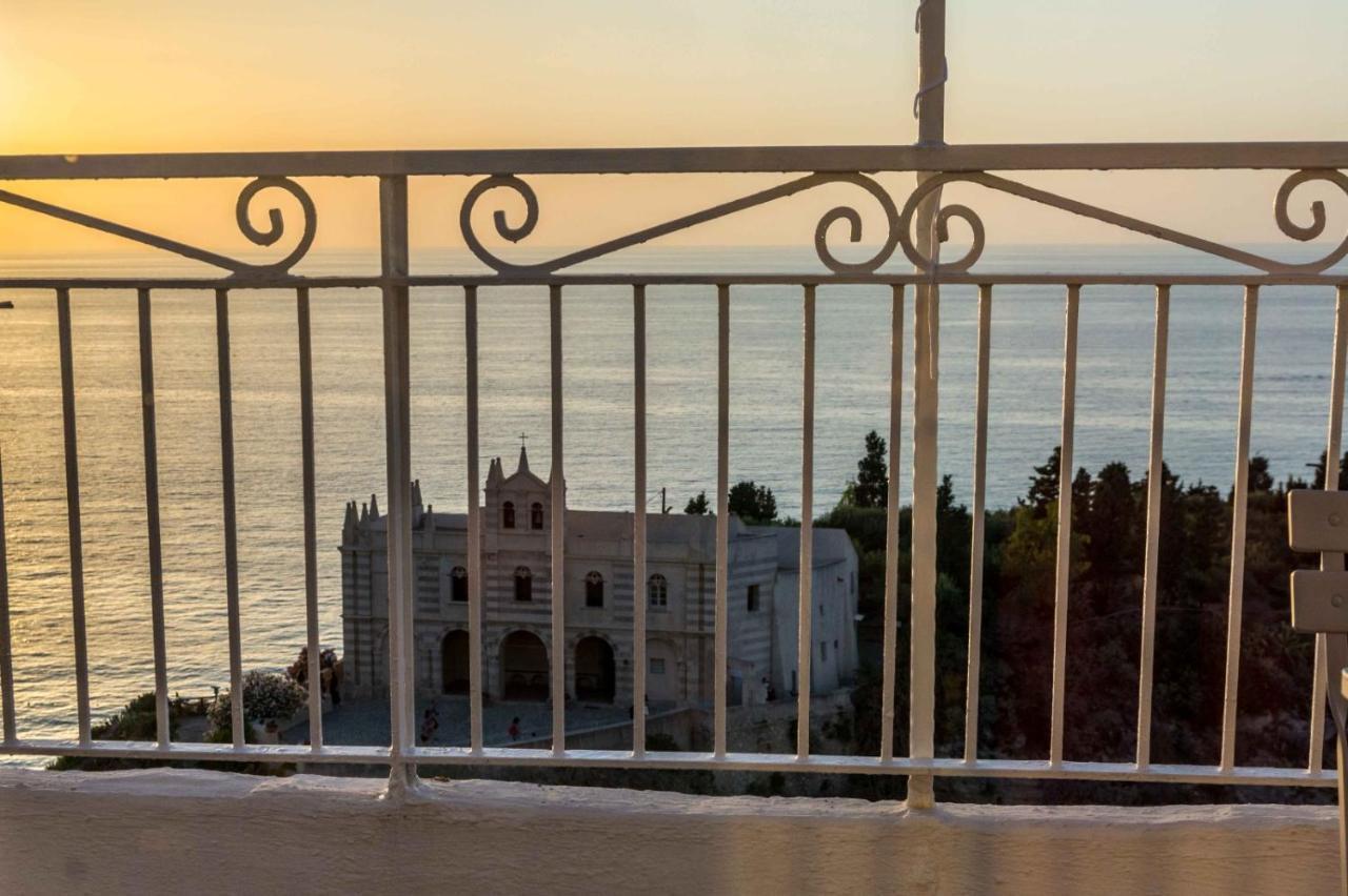 Bluemind Hotel Tropea Buitenkant foto