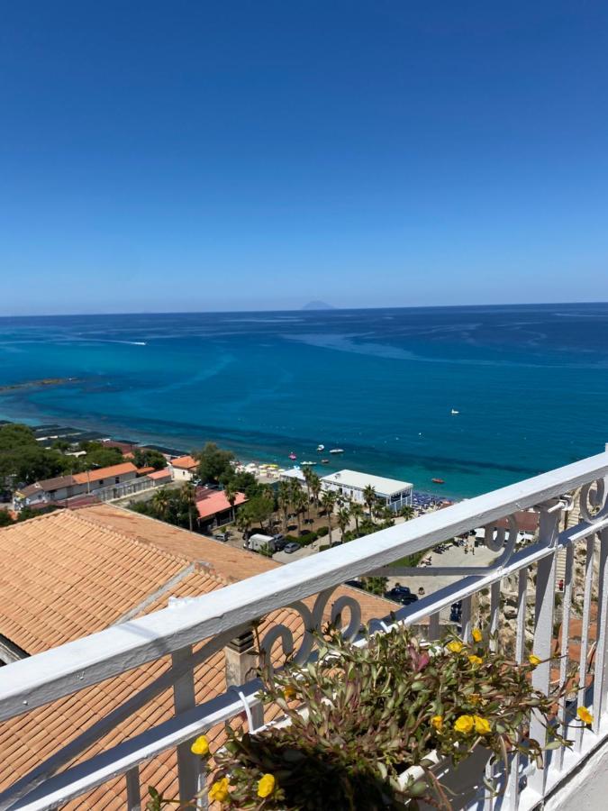 Bluemind Hotel Tropea Buitenkant foto