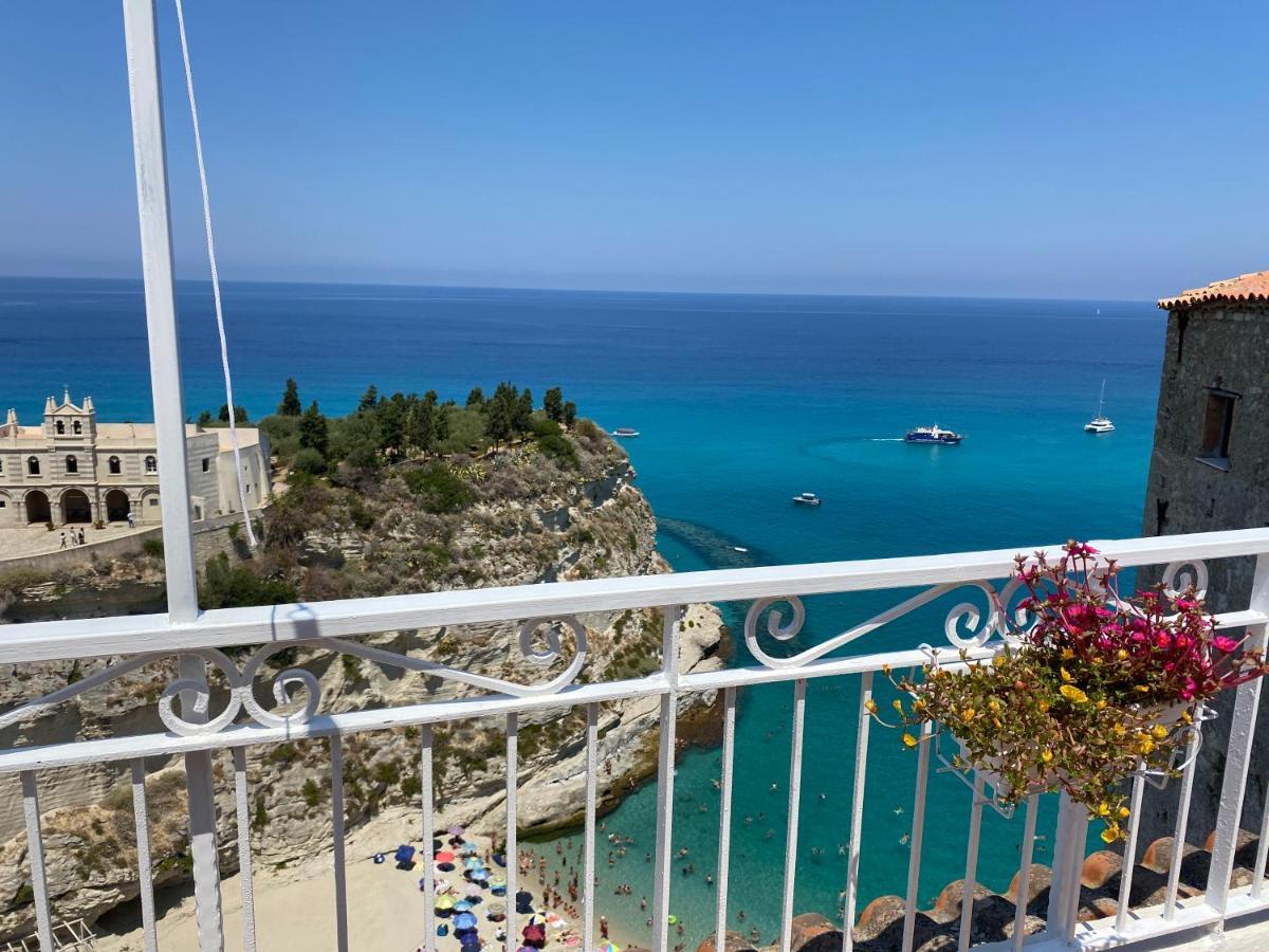 Bluemind Hotel Tropea Buitenkant foto