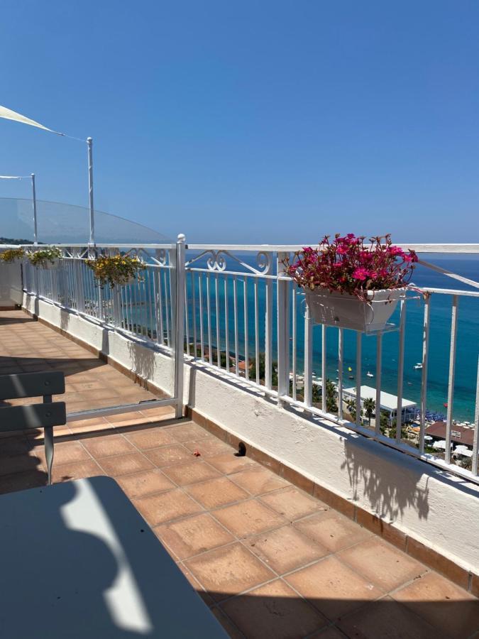 Bluemind Hotel Tropea Buitenkant foto